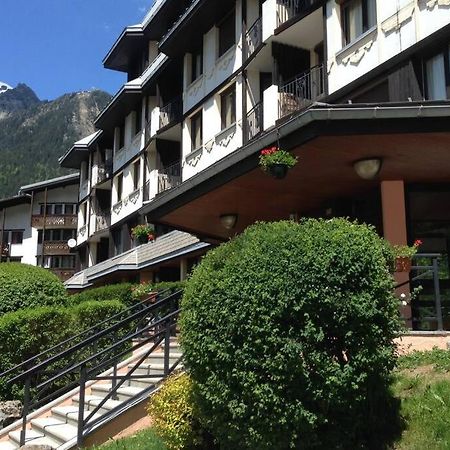 Au Coeur De Chamonix, Un Ecrin De Verdure Apartment Exterior photo