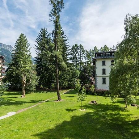 Au Coeur De Chamonix, Un Ecrin De Verdure Apartment Exterior photo